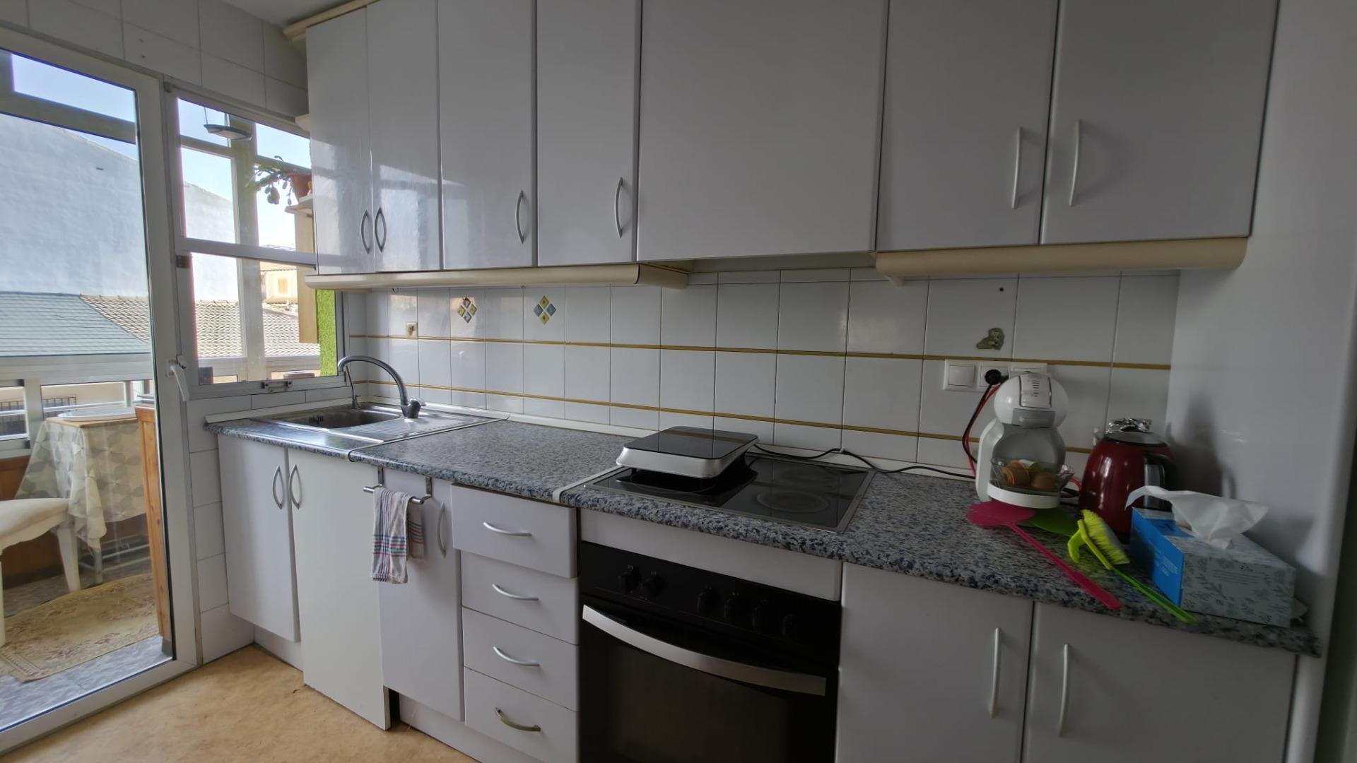 Appartamento a Torrevieja, Alicante, Spagna 3 camere da letto, 86 mq. N° 183098