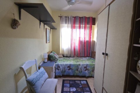 Apartamento en venta en Torrevieja, Alicante, España 3 dormitorios, 86 m2 No. 183098 - foto 7