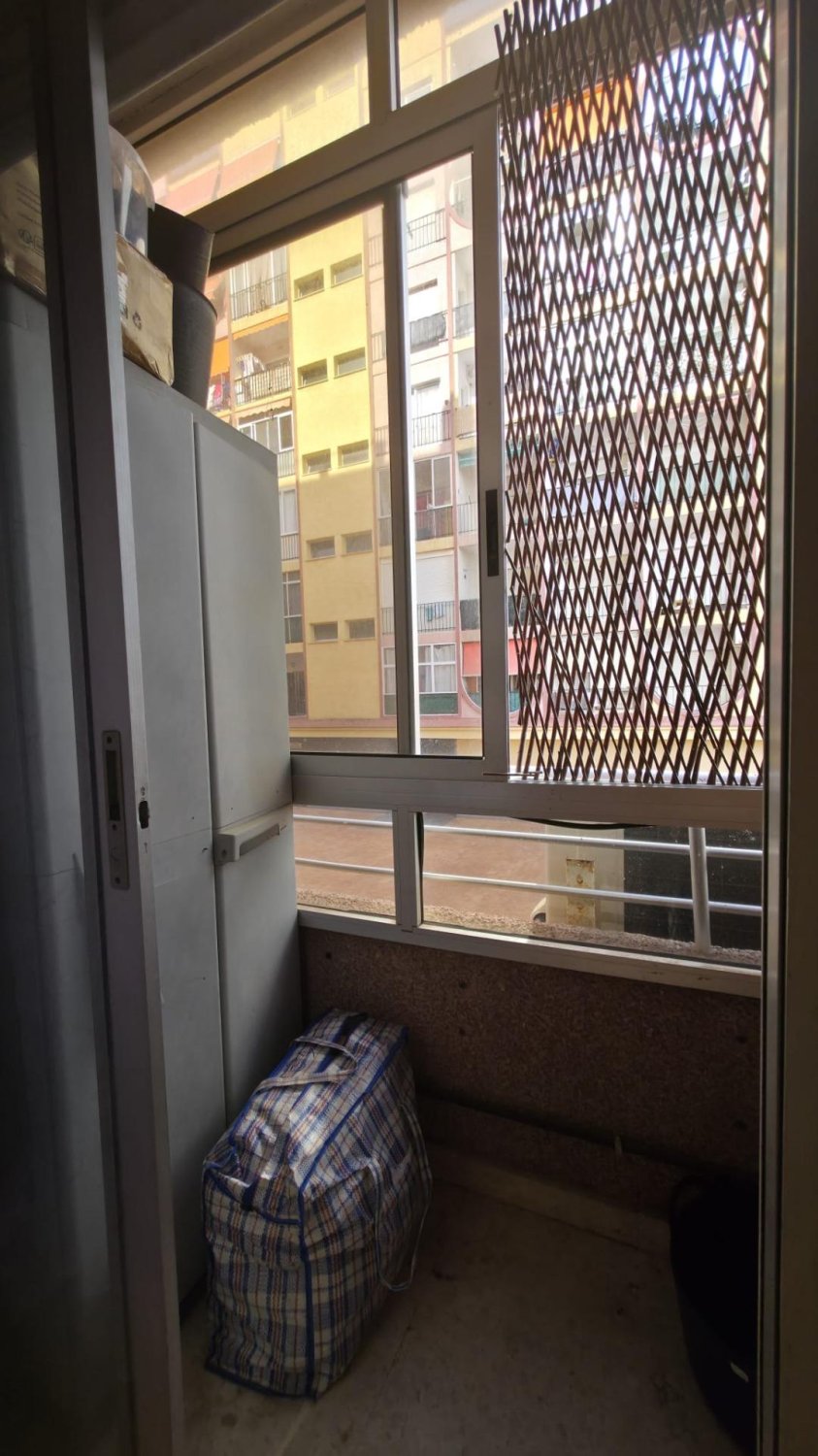 Appartamento a Torrevieja, Alicante, Spagna 3 camere da letto, 86 mq. N° 183098