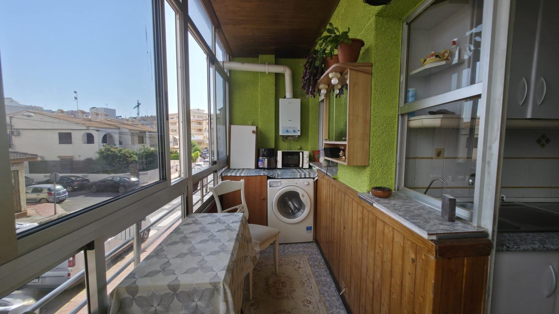 Appartamento a Torrevieja, Alicante, Spagna 3 camere da letto, 86 mq. N° 183098