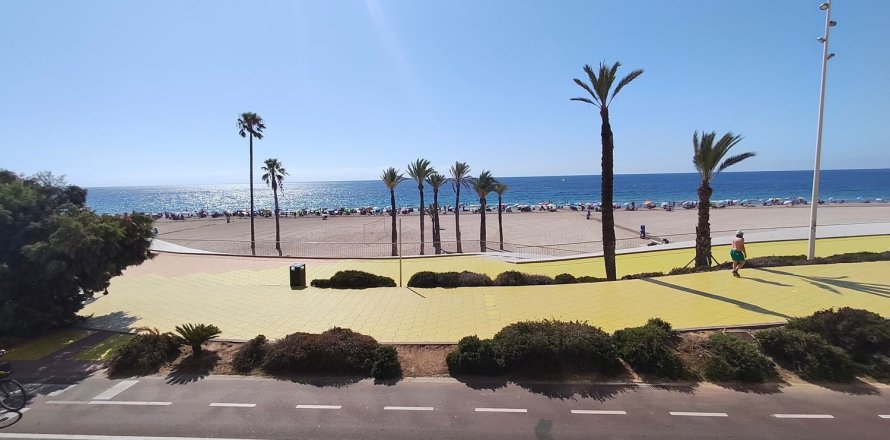 Appartamento a Benidorm, Alicante, Spagna 2 camere da letto, 66 mq. N° 143238