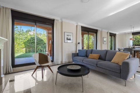 Villa à vendre La Gaspara, Malaga, Espagne, 3 chambres, 283 m2 No. 136889 - photo 2