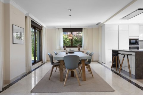 Villa for sale La Gaspara, Malaga, Spain 3 bedrooms, 170 sq.m. No. 136890 - photo 18
