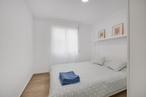 Apartment for sale in Torrevieja, Alicante, Spain 3 bedrooms, 105 sq.m. No. 196149 - photo 21