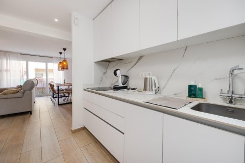 Apartment for sale in Torrevieja, Alicante, Spain 3 bedrooms, 105 sq.m. No. 196149 - photo 17