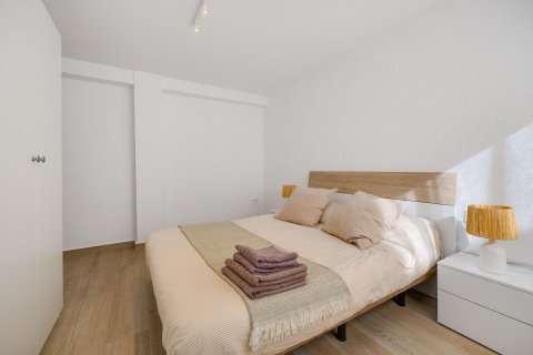 Apartment for sale in Torrevieja, Alicante, Spain 3 bedrooms, 105 sq.m. No. 196149 - photo 18