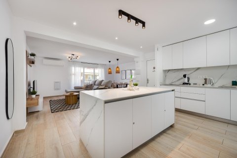 Apartment for sale in Torrevieja, Alicante, Spain 3 bedrooms, 105 sq.m. No. 196149 - photo 14