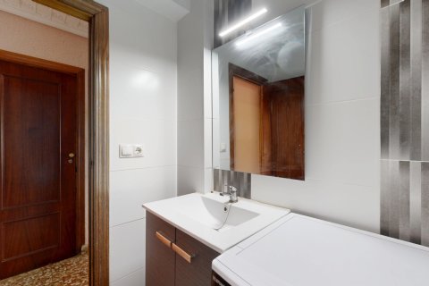 Huoneisto myytävänä Valencia, Espanja, 4 makuuhuonetta, 93 m2 No. 139900 - kuva 28