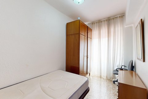 Huoneisto myytävänä Valencia, Espanja, 4 makuuhuonetta, 93 m2 No. 139900 - kuva 24