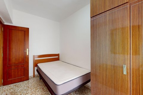 Huoneisto myytävänä Valencia, Espanja, 4 makuuhuonetta, 93 m2 No. 139900 - kuva 23
