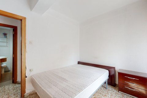 Huoneisto myytävänä Valencia, Espanja, 4 makuuhuonetta, 93 m2 No. 139900 - kuva 13