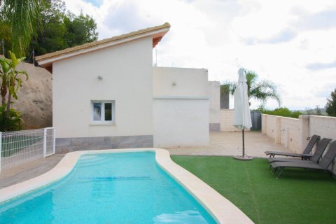 Villa till salu Monserrat, A Coruna, Spanien 4 sovrum, 141 kvm. Nr. 139901 - foto 8