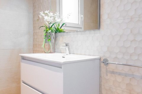 Villa zum Verkauf in La Alberca, Alicante, Spanien 3 Schlafzimmer, 106 m2 Nr. 165312 - Foto 10