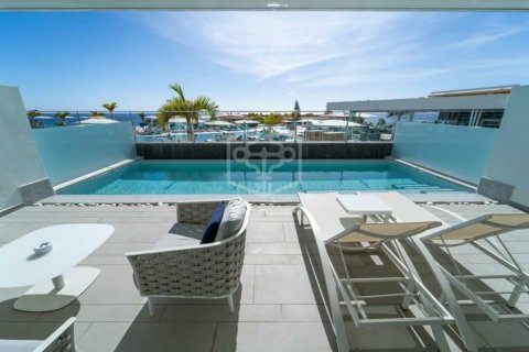 Apartamento en venta en Adeje, Tenerife, España 2 dormitorios, 186 m2 No. 177894 - foto 2