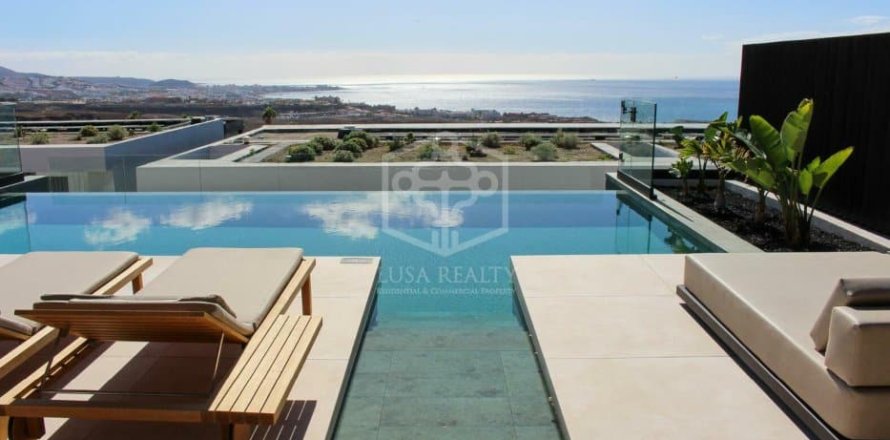 Villa à Adeje, Tenerife, Espagne 3 chambres, 375 m2 No. 177892