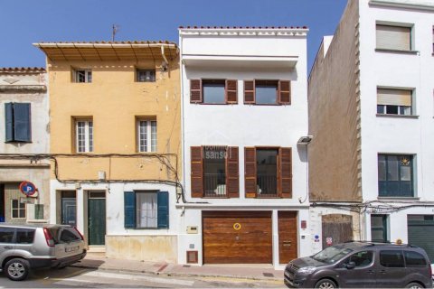 Townhouse à vendre à Mahon, Menorca, Espagne, 4 chambres, 260 m2 No. 177890 - photo 3