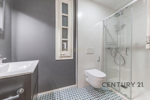 Apartment for sale in Barcelona, Spain 2 bedrooms, 85 sq.m. No. 196026 - photo 18