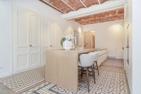 Apartment à vendre à Barcelona, Espagne, 4 chambres, 215 m2 No. 194976 - photo 13