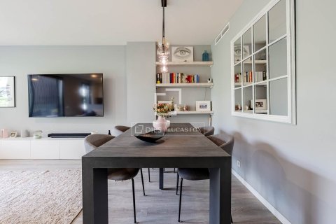 Apartamento en venta en Sant Just Desvern, Barcelona, España 3 dormitorios, 109 m2 No. 194973 - foto 11