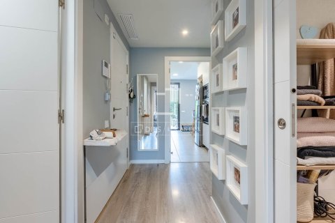 Apartamento en venta en Sant Just Desvern, Barcelona, España 3 dormitorios, 109 m2 No. 194973 - foto 5