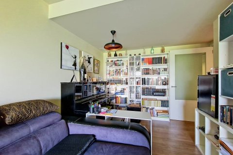 Apartamento en venta en Vilanova i la Geltrú, Barcelona, España 3 dormitorios, 80 m2 No. 194971 - foto 30