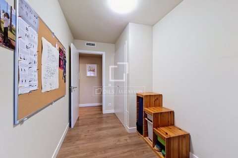 Apartamento en venta en Vilanova i la Geltrú, Barcelona, España 3 dormitorios, 80 m2 No. 194971 - foto 16