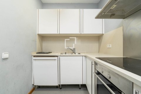 Apartament w Barcelona, Hiszpania 2 sypialnie, 68 mkw. nr 194972 – zdjęcie 16