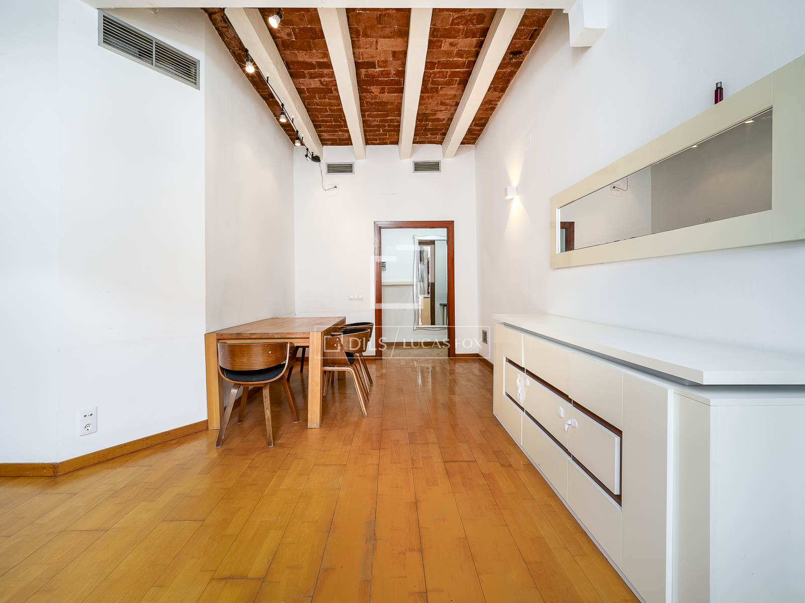 Huoneisto Barcelona, Espanja 2 makuuhuonetta, 68 m2 No. 194972