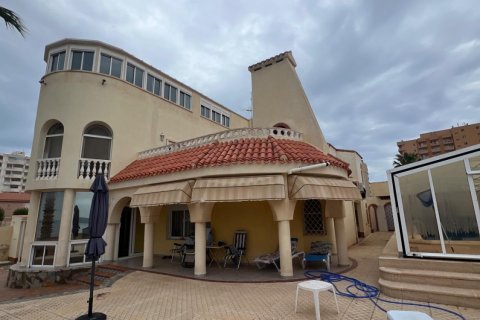 Villa in vendita La Manga del Mar Menor, Murcia, Spagna 7 camere da letto, 320 mq. N° 115487 - foto 2