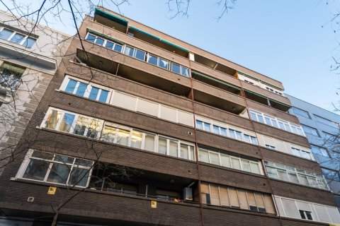 Dzīvoklis īrēšanai Madrid, Spānijā 1 istaba, 63 m2 Nr. 147662 - attēls 25