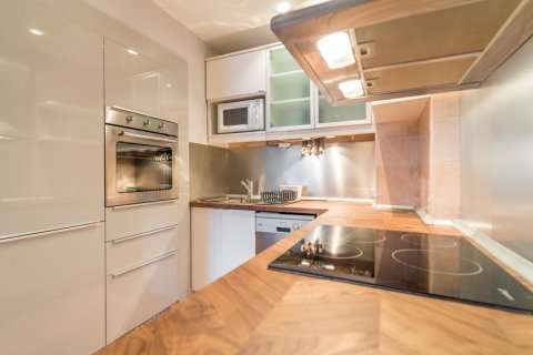 Dzīvoklis īrēšanai Madrid, Spānijā 1 istaba, 63 m2 Nr. 147662 - attēls 6