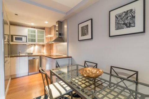 Dzīvoklis īrēšanai Madrid, Spānijā 1 istaba, 63 m2 Nr. 147662 - attēls 4