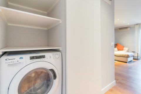 Dzīvoklis īrēšanai Madrid, Spānijā 1 istaba, 63 m2 Nr. 147662 - attēls 18