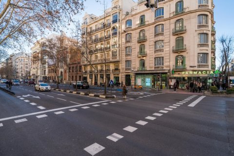 Dzīvoklis īrēšanai Madrid, Spānijā 1 istaba, 63 m2 Nr. 147662 - attēls 26