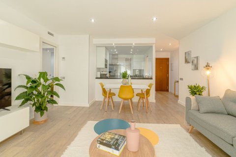 Lägenhet till salu i Madrid, Spanien 4 sovrum, 182 kvm. Nr. 147663 - foto 22