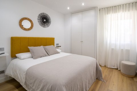 Lägenhet till salu i Madrid, Spanien 4 sovrum, 182 kvm. Nr. 147663 - foto 9