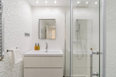 Lägenhet till salu i Madrid, Spanien 4 sovrum, 182 kvm. Nr. 147663 - foto 28