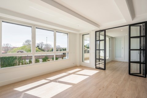 Dzīvoklis īrēšanai Alcobendas, Madrid, Spānijā 3 istabas, 145 m2 Nr. 147664 - attēls 22