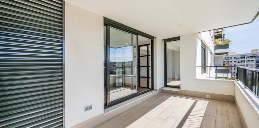 Dzīvoklis Alcobendas, Madrid, Spānijā 3 istabas, 145 m2 Nr. 147664