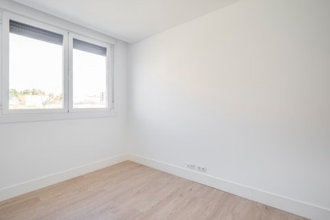 Dzīvoklis īrēšanai Alcobendas, Madrid, Spānijā 3 istabas, 145 m2 Nr. 147664 - attēls 24