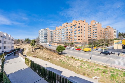 Dzīvoklis īrēšanai Alcobendas, Madrid, Spānijā 3 istabas, 145 m2 Nr. 147664 - attēls 28