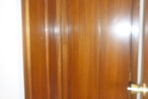 Dzīvoklis īrēšanai Madrid, Spānijā 4 istabas, 120 m2 Nr. 147661 - attēls 8