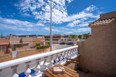 Radhus till salu Gran Alacant, Alicante, Spanien 3 sovrum,  Nr. 139493 - foto 13