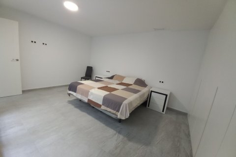 Villa till salu San Miguel de Salinas, Alicante, Spanien 5 sovrum, 223 kvm. Nr. 139491 - foto 11