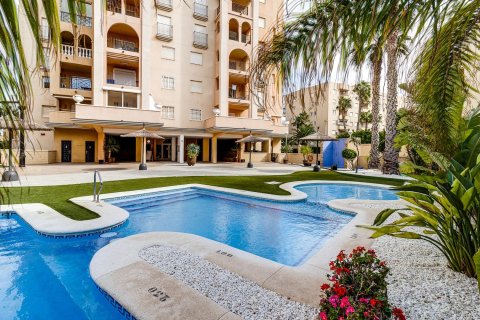 Lägenhet till salu Torrevieja, Alicante, Spanien 2 sovrum, 64 kvm. Nr. 139492 - foto 25