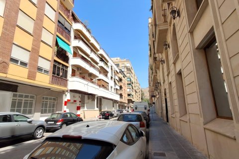 Apartment à vendre à Orihuela, Alicante, Espagne, 4 chambres, 140 m2 No. 190115 - photo 2