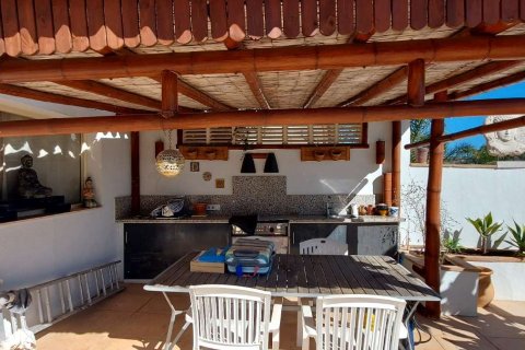 Villa for sale in Calpe, Alicante, Spain 3 bedrooms, 184 sq.m. No. 190157 - photo 27
