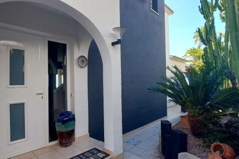 Villa for sale in Calpe, Alicante, Spain 3 bedrooms, 184 sq.m. No. 190157 - photo 6