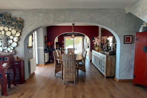 Villa for sale in Calpe, Alicante, Spain 3 bedrooms, 184 sq.m. No. 190157 - photo 12