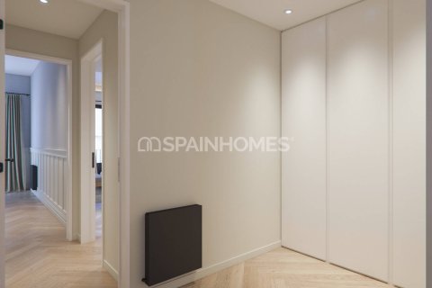 Apartament w Barcelona, Hiszpania 3 sypialnie, 140 mkw. nr 140105 – zdjęcie 19